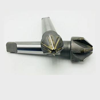 锥锪钻设计：一种集CNC加工和检测于一体的装置